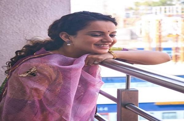 राजपूत समाज संकटात आहे, परंतु ब्राह्मणांची स्थिती पाहून तर वाईट वाटत असल्याची भावना कंगनानं व्यक्त केली आहे.