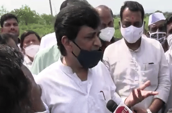 महाविकास आघाडीचं सरकार पाडूनच दाखवावं; अशोक चव्हाण यांचं विरोधकांना खुलं आव्हान