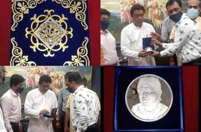 Photos : मनसे प्रमुखांना चाहत्यांकडून अनोखी भेट, राज ठाकरेंच्या चंदेरी प्रतिमेसह आकर्षक रेल्वे इंजिन