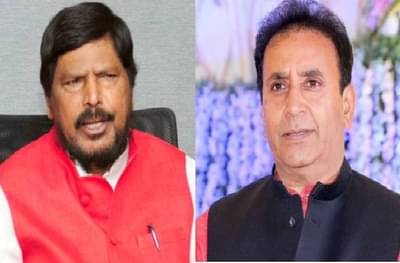 कोरोना गोचा घेतला वसा, ग्रासले त्याच रामदासा, गृहमंत्र्यांकडून आठवले स्टाईल सदिच्छा