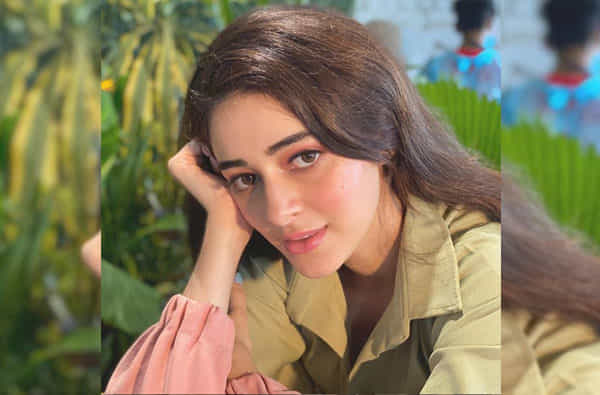 बॉलिवूड अभिनेत्री अनन्या पांडे आज (30 सप्टेंबर) आपला 22वा वाढदिवस साजरा करत आहे.