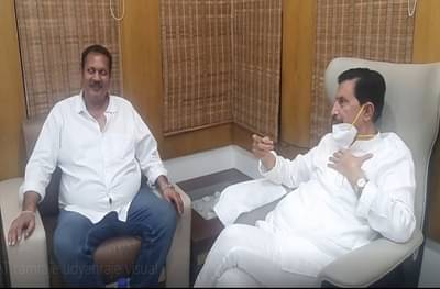 उदयनराजे आणि रामराजे यांच्यातला अबोला अखेर संपला, साताऱ्यात दोघांच्या मनसोक्त गप्पा