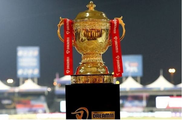 IPL 2020 Playoffs : प्ले ऑफच्या 3 जागांसाठी 4 संघात रेस, तिकीट कुणाला?