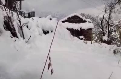 Tourist Places : ही ऋषिकेशमधील सर्वात सुंदर आणि प्रसिद्ध पर्यटन स्थळे