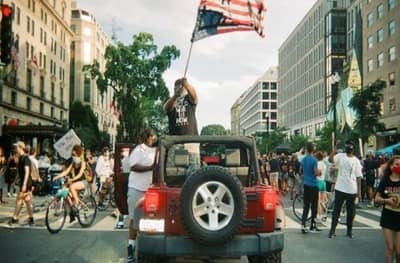 US Election 2020 : व्हाईट हाऊसजवळ आंदोलकांची गर्दी, ट्रम्प यांना जोरदार विरोध