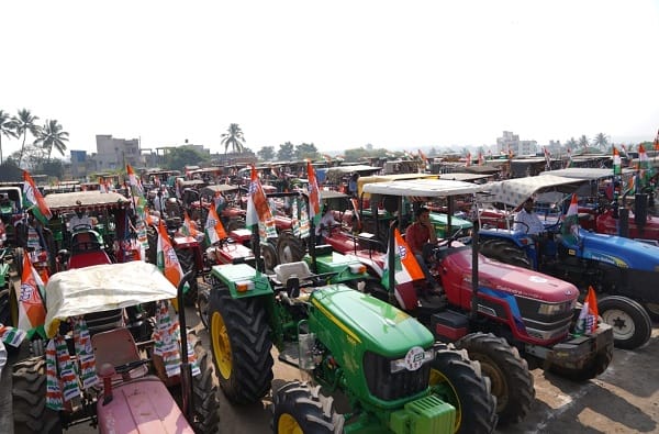 कोल्हापूरमधील निर्माण चौक येथून या ट्रॅक्टर रॅलीला सुरुवात झाली असून दसरा चौक येथे रॅलीचा शेवट होईल. 