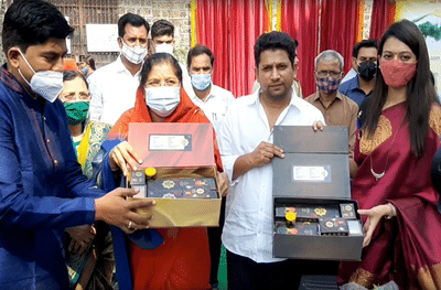 सुजय विखेंचं पंतप्रधान, मुख्यमंत्री उद्धव ठाकरेंसह बड्या नेत्यांना दिवाळी गिफ्ट, खास साई ब्लेसिंग बॉक्स पाठवला