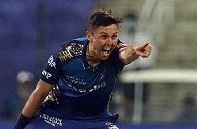 IPL 2020 Final : Mi Vs DC, ट्रेन्ट बोल्टचा भेदक मारा, मॅन ऑफ द मॅच पुरस्काराने गौरव