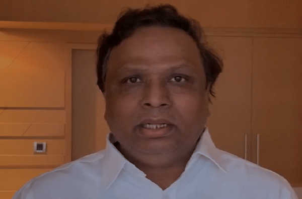 कंत्राटदारांच्या हिताचे महागडे पाणी मुंबईकरांना पाजण्याचा घाट कोण घालतेय?