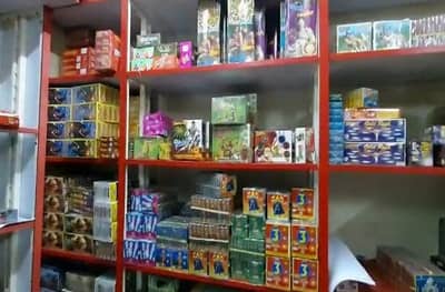 मोठी बातमी! ख्रिसमस आणि नव्या वर्षाला फटाके फोडण्यासाठी फक्त 1 तास सूट