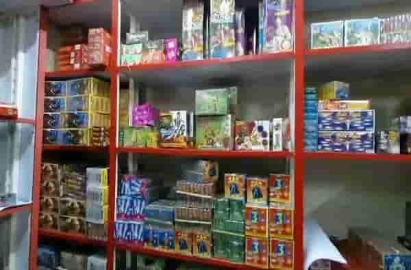 मोठी बातमी! ख्रिसमस आणि नव्या वर्षाला फटाके फोडण्यासाठी फक्त 1 तास सूट