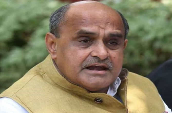 Bihar Election Result ! तेजस्वी यादवांमुळे नव्हे, कोरोनामुळे आमचा पराभव; जेडीयूचं अजब तर्कट