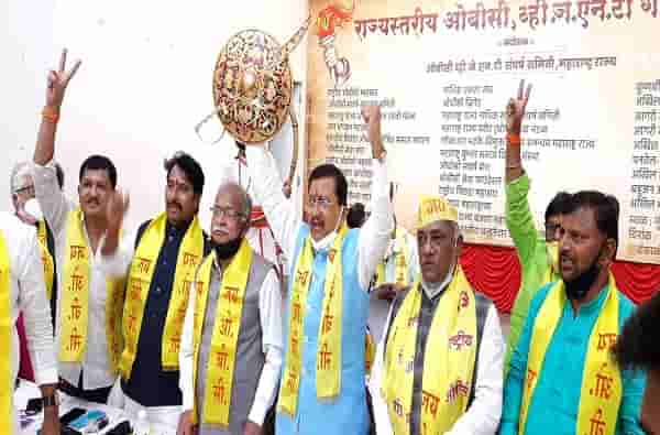 मराठ्यांना ओबीसी प्रवर्गातून आरक्षण दिल्यास रस्त्यावरील लढाई तीव्र करु, ओबीसी समाजाचा ठाकरे सरकारला इशारा