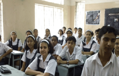 ठाकरे सरकारचा महत्त्वपूर्ण निर्णय, पहिली ते आठवीच्या विद्यार्थ्यांना सरसकट पास करणार