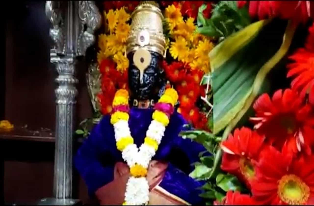 महाराष्ट्रातील प्रत्येक मंदिराचे दरवाजे 9 महिन्यांनी उघडले, भाविकांमध्ये आनंदाचं वातावरण