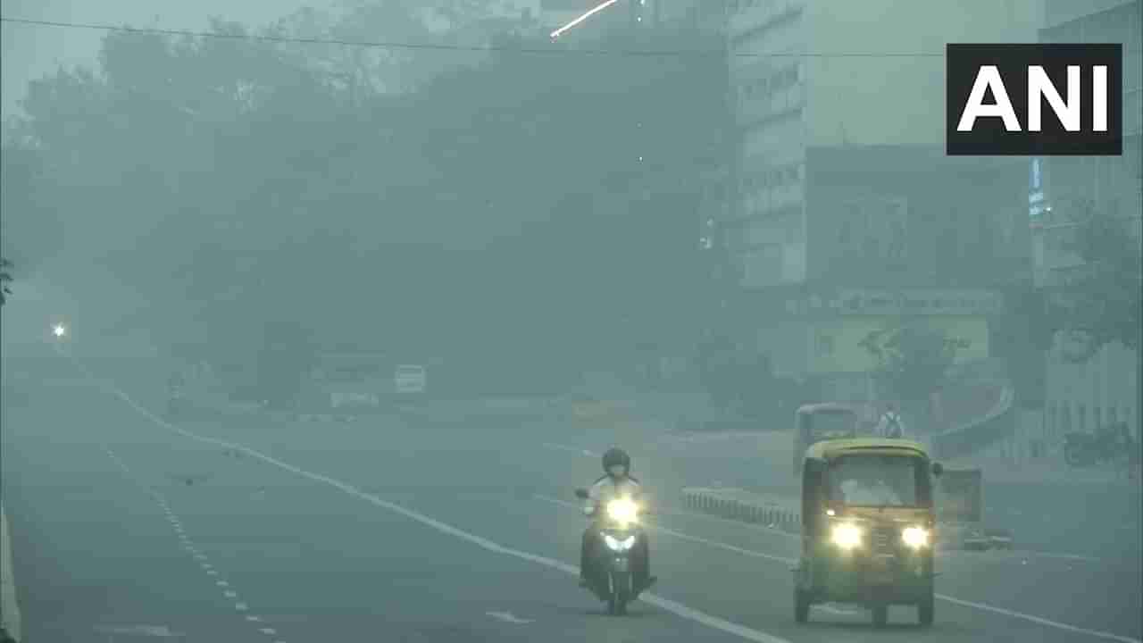 Weather Update : दिवाळी उत्सवात दिल्लीमध्ये हवेची पातळी गंभीर; या राज्यांमध्ये पावसाची शक्यता