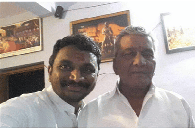 वाटलं, आमदार झाल्यावर उत्साहात दिवाळी साजरी करु पण..., वडिलांच्या आठवणीने अमोल मिटकरी भावूक