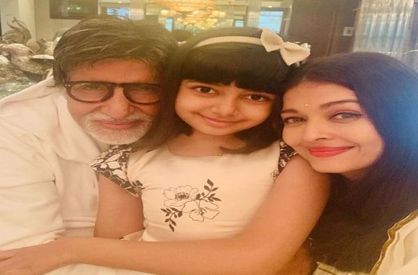 बॉलिवूडचे महानायक अमिताभ बच्चन यांची नात आराध्या बच्चनचा आज  9 वा वाढदिवस आहे. यानिमित्तानं अमिताभ बच्चन यांनी सोशल मीडियाच्या माध्यमातून आराध्याला वाढदिवसाच्या शुभेच्छा दिल्या आहेत. 