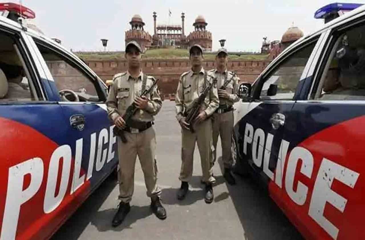 दिल्लीत मोठ्या दहशतवादी हल्ल्याचा कट उधळला; जैशच्या दोन दहशतवाद्यांना अटक