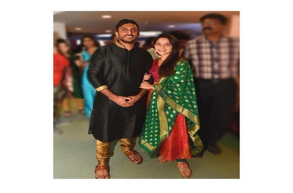 आता तिनं सोशल मीडियाच्या माध्यमातून पाडव्याच्या खास शुभेच्या दिल्या आहेत.