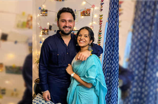 मराठी मनोरंजन विश्वातलं ‘क्युट कपल’ अर्थात अभिनेता सिद्धार्थ चांदेकर आणि अभिनेत्री मिताली मयेकर यांनी खास अंदाजात एकमेकांना दिवाळी पाडव्याच्या शुभेच्छा दिल्या.