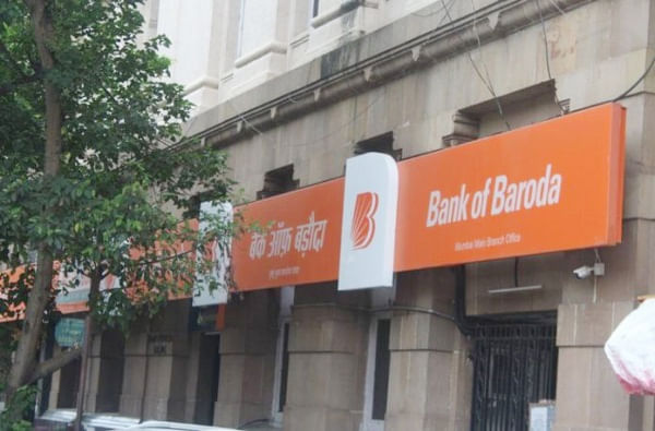 Bank of Baroda मध्ये नोकरीची संधी; अर्ज करण्यासाठी 30 नोव्हेंबरपर्यंत मुदत