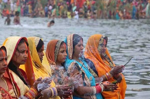 छटपूजा साजरी करण्यासाठी भाजप आग्रही; मुंबईत शिवसेना-भाजपचा 'सामना' रंगणार