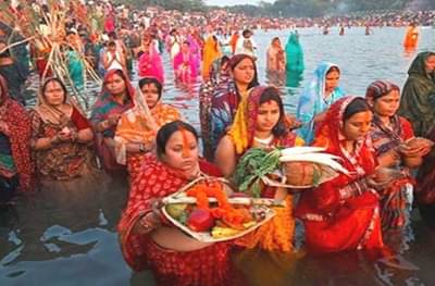 Chhath Puja 2021: दिल्लीमध्ये सार्वजनिक ठिकाणी छठ पूजा करायला परवानगी