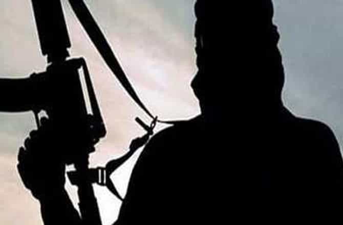 Jammu and Kashmir | पुलवाम्यात दहशतवाद्यांचा जवानांवर ग्रेनेड हल्ला, 12 नागरिक जखमी