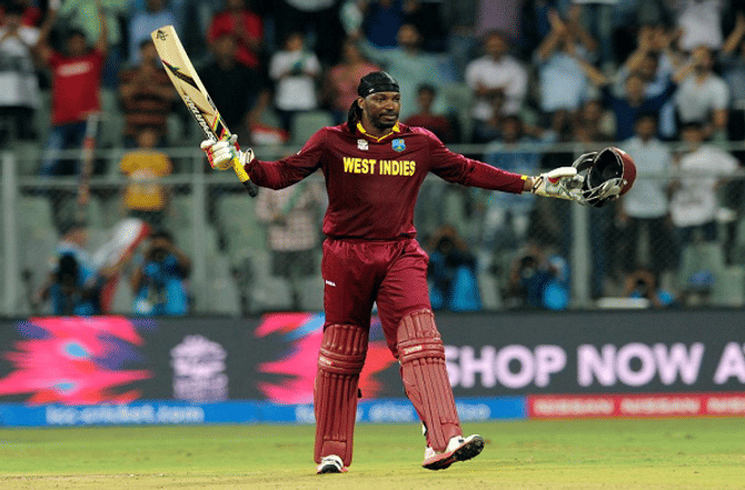 LPL 2020 Chris Gayle | गोलंदाजांचा कर्दनकाळ युनिव्हर्सल बॉस ख्रिस गेलची लंका प्रीमियर लीगमधून माघार