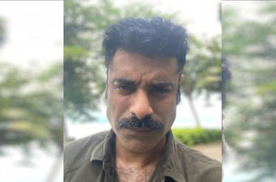 Sikandar Kher | ‘काम हवंय’ अनुपम खेर यांच्या मुलाची सोशल मीडियावर पोस्ट, दिग्दर्शकाची अशी प्रतिक्रिया...