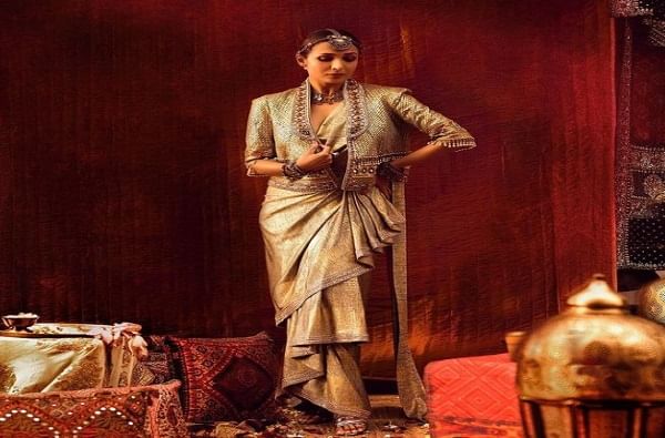 Photo : वाह..! क्या बात है..! मलायकाचा दिलकश अंदाज!