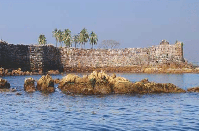 TOURISM | सिंधुदुर्गातील समुद्रकिनाऱ्यावरचे वॉटर स्पोर्ट्स सुरु; पर्यटकांना लुटता येणार आनंद