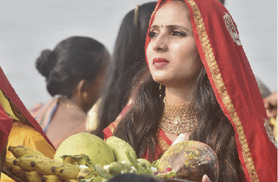 PHOTO | देशभरात छटपूजा उत्साहात; ठिकठिकाणी सूर्यदेवाला नमन