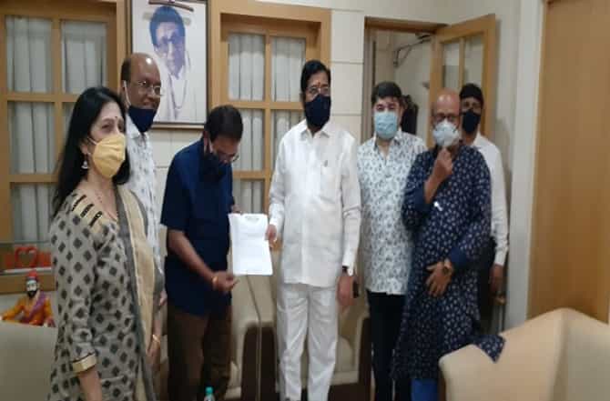 बस आणि टेम्पोचा टोल माफ, जाहिरातीतही सवलत, सरकारकडून जागतिक मराठी नाट्यधर्मी निर्माता संघाच्या मागण्या मान्य