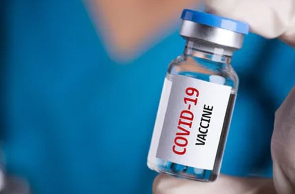 Corona vaccine | कोव्हॅक्सीन लसीच्या तिसऱ्या टप्प्यातील चाचणीला सुरुवात, एम्समधील न्युरोसायन्स सेंटरच्या प्रमुखांना पहिला डोस