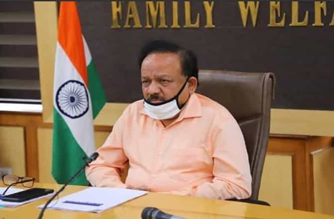 भारतात कसा असणार कोरोना लस वितरणाचा प्लॅन, केंद्रीय आरोग्यमंत्री म्हणतात....