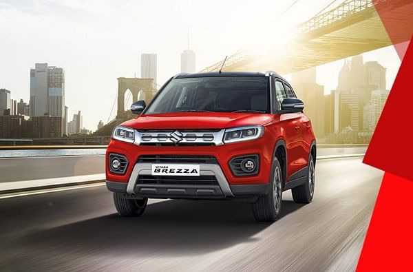 मारुती सुझुकी विटारा ब्रेझा (Maruti Suzuki Vitara Brezza) : ही कार 2016 साली भारतात लाँच करण्यात आली होती. या गाडीला आतापर्यंत भारतीय ग्राहकांकडून चांगली पसंती मिळाली आहे. सुरक्षिततेच्या बाबतीत या कारला 4 स्टार रेटिंग देण्यात आलं आहे. तर या कारला मुलांच्या सुरक्षिततेच्या बाबतीत 2 स्टार रेटिंग देण्यात आलं आहे. 