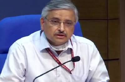 थंडीत घसरता पारा, वाढते प्रदूषण, AIIMS संचालकांना कोरोना संसर्ग वाढण्याची धास्ती