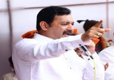 राज्य सरकारच्या भूमिकेत गडबड!, खासदार संभाजीराजे आक्रमक राज्य सरकारच्या भूमिकेत गडबड!, खासदार संभाजीराजे आक्रमक