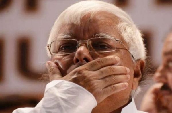 जेलमधून भाजप आमदाराला फोन करणं महागात, लालू यादवांविरोधात गुन्हा दाखल जेलमधून भाजप आमदाराला फोन करणं महागात, लालू यादवांविरोधात गुन्हा दाखल