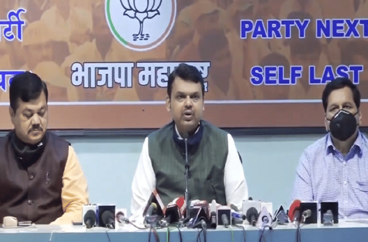 धमकावणारा मुख्यमंत्री इतिहासात पाहिला नाही, देवेंद्र फडणवीसांचा थेट उद्धव ठाकरेंवर हल्ला