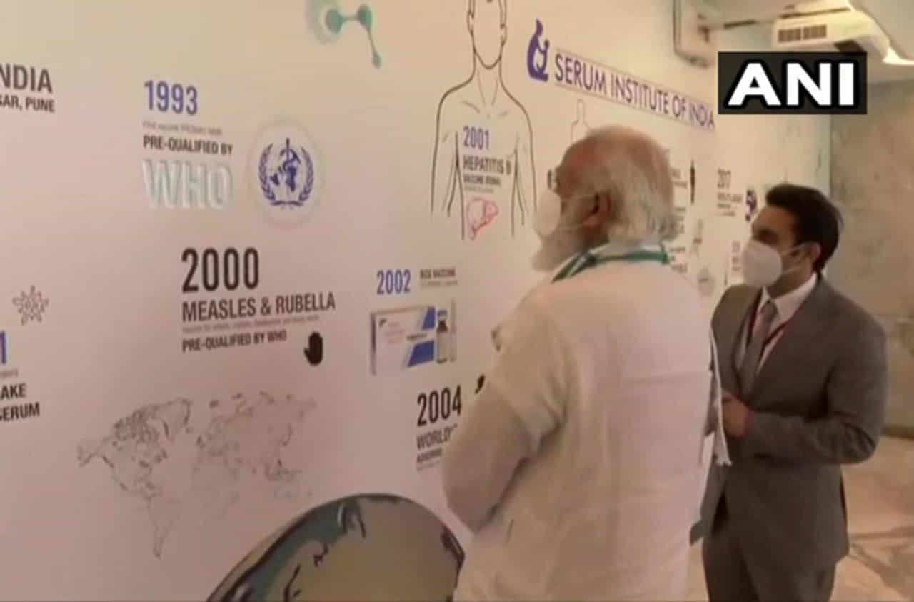 मिशन कोरोना व्हॅक्सीन! अहमदाबाद, हैदराबादनंतर पंतप्रधान मोदी सिरममध्ये; संशोधकांशी साधला संवाद