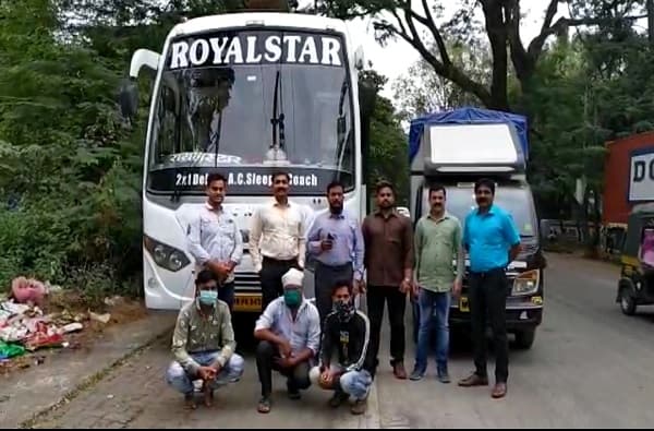 प्रवासी ट्रॅव्हल्समधून अवैधरित्या गुटख्याची वाहतूक, सापळा रचत 61 लाखांचा मुद्देमाल हस्तगत
