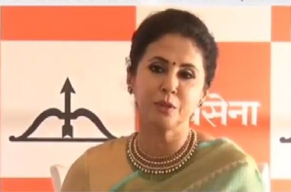 Urmila Matondkar | मी जन्माने हिंदू, माझा धर्म हिंदू : उर्मिला मातोंडकर