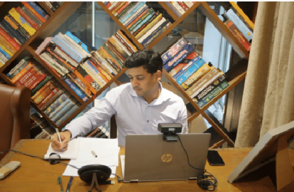 पाचव्या, सहाव्या रेल्वे मार्गिकेचे काम जून 2021 पर्यंत पूर्ण होणार, श्रीकांत शिंदे यांची माहिती पाचव्या, सहाव्या रेल्वे मार्गिकेचे काम जून 2021 पर्यंत पूर्ण होणार, श्रीकांत शिंदे यांची माहिती