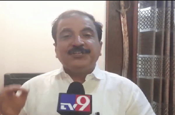 हिंदू शब्द वगळल्याने भाजप आक्रमक, 'परीक्षा फॉर्ममध्ये उल्लेख करा अन्यथा...'