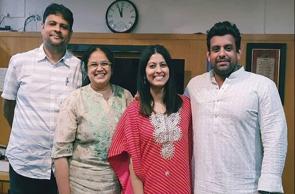 अभिनेत्री अभिज्ञा भावे लवकरच लग्न बेडीत अडकणार आहे. येत्या काही दिवसांत ती मेहुल पाई याच्याशी विवाहबद्ध होणार आहे.