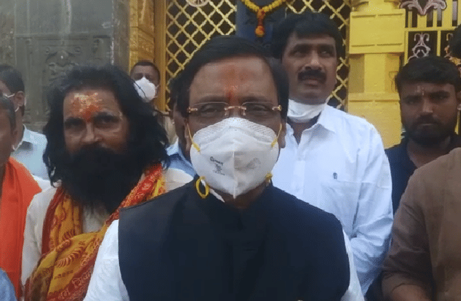 तुमची बडबड बंद व्हावी म्हणून विदर्भातील मतदारांचा महाविकास आघाडीला कौल; राऊतांची फडणवीसांवर टीका
