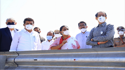 Photo | मुख्यमंत्री उद्धव ठाकरेंकडून समृद्धी महामार्ग प्रकल्पाच्या कामाची पाहणी